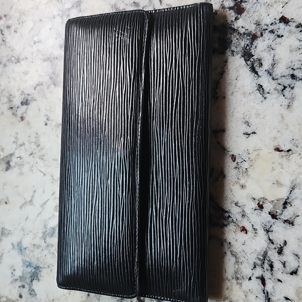 Authentic Louis Vuitton Wallet Long Porte Feuille Sarah Bifold Black Epi Leather